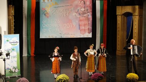 Национален музикален и танцов конкурс „ПИЛЕНЦЕ ПЕЕ – 2019“