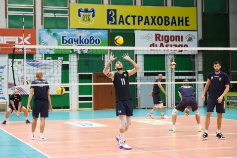 „Нова Трейд“ подкрепя Волейболен клуб „Хебър“- носителите на Купа България и Суперкупата на лигата